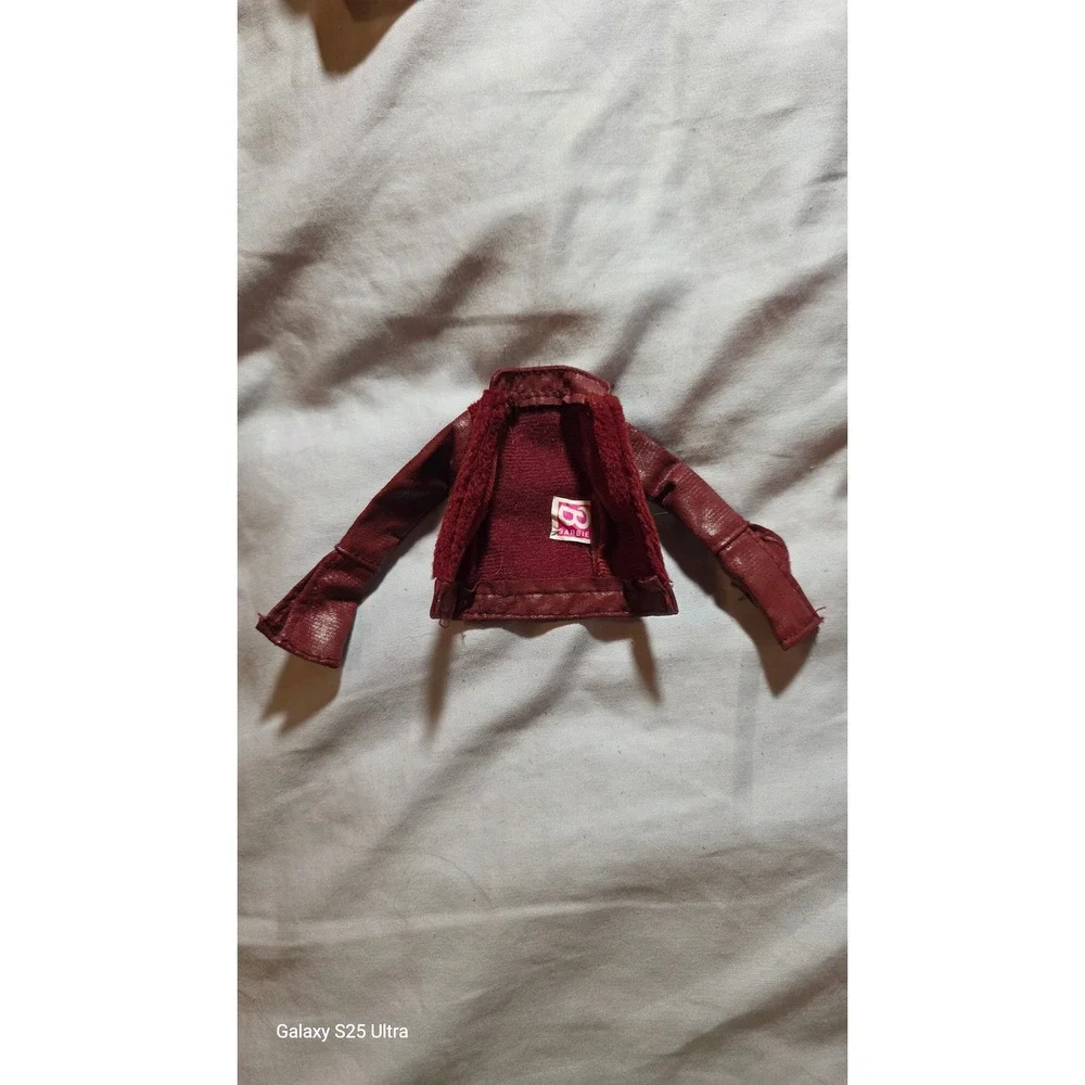 Barbie doll clothing